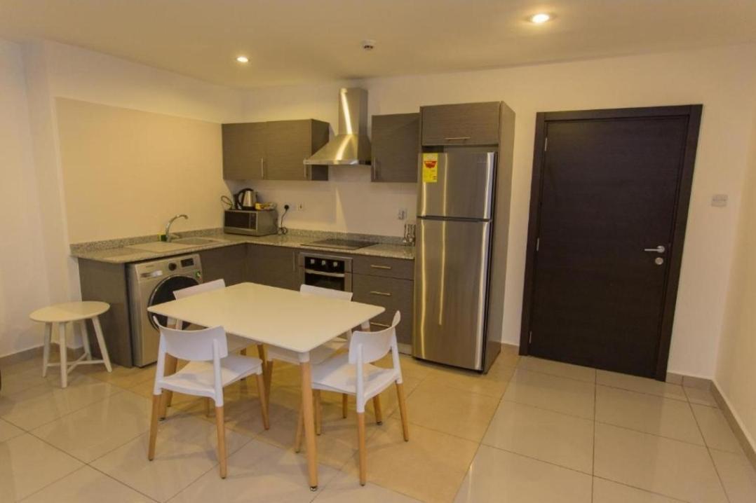 The Gallery Luxury Suites Cpg East Legon Kültér fotó