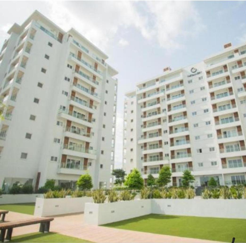 The Gallery Luxury Suites Cpg East Legon Kültér fotó